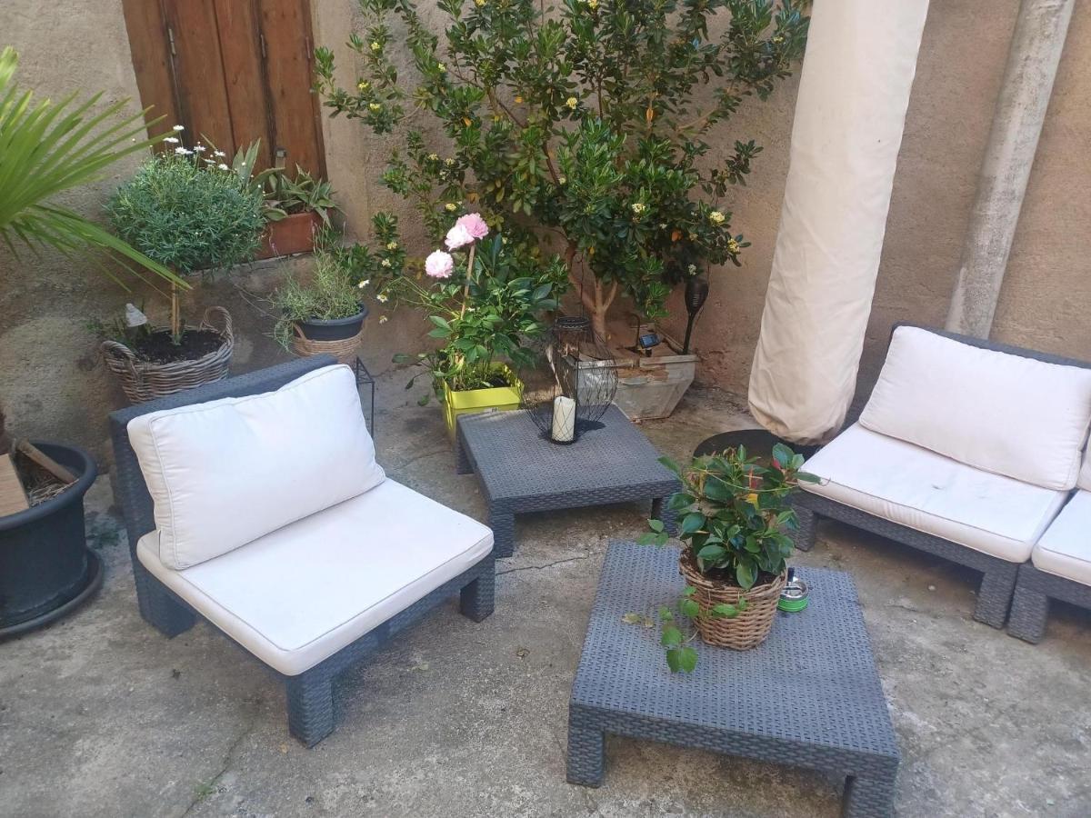 Chambre D'Hote Au Jardin Le Clos Des Vins D'Anges Saint-Pierre-des-Champs Екстер'єр фото