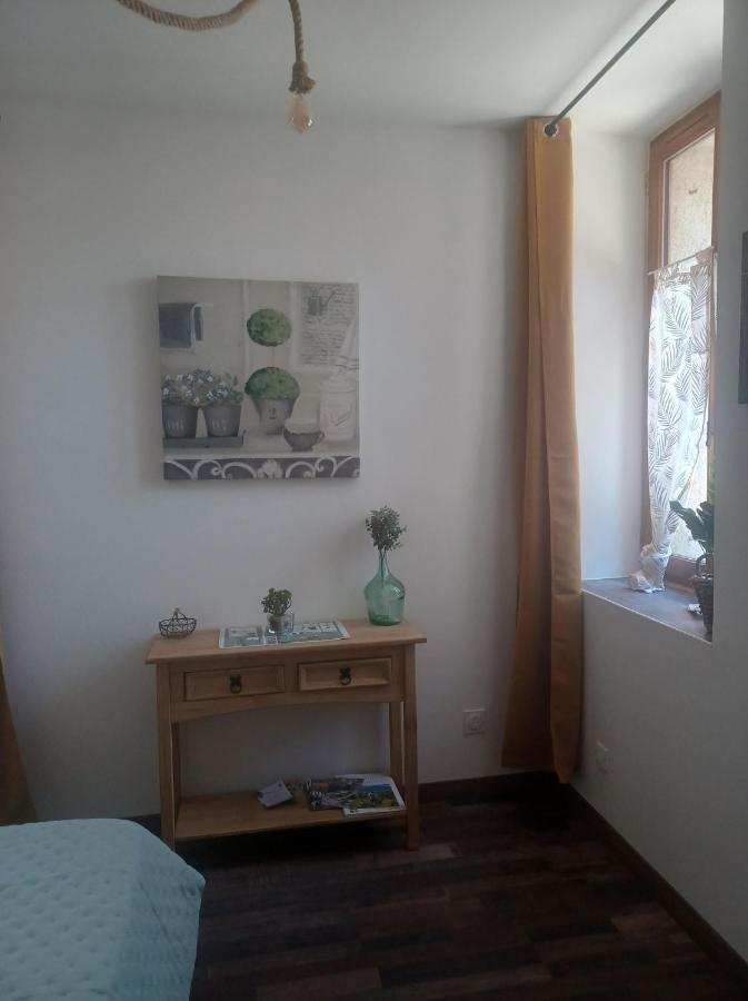 Chambre D'Hote Au Jardin Le Clos Des Vins D'Anges Saint-Pierre-des-Champs Екстер'єр фото