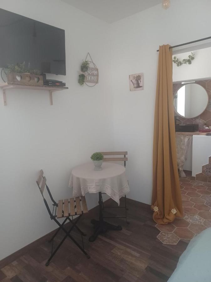 Chambre D'Hote Au Jardin Le Clos Des Vins D'Anges Saint-Pierre-des-Champs Екстер'єр фото
